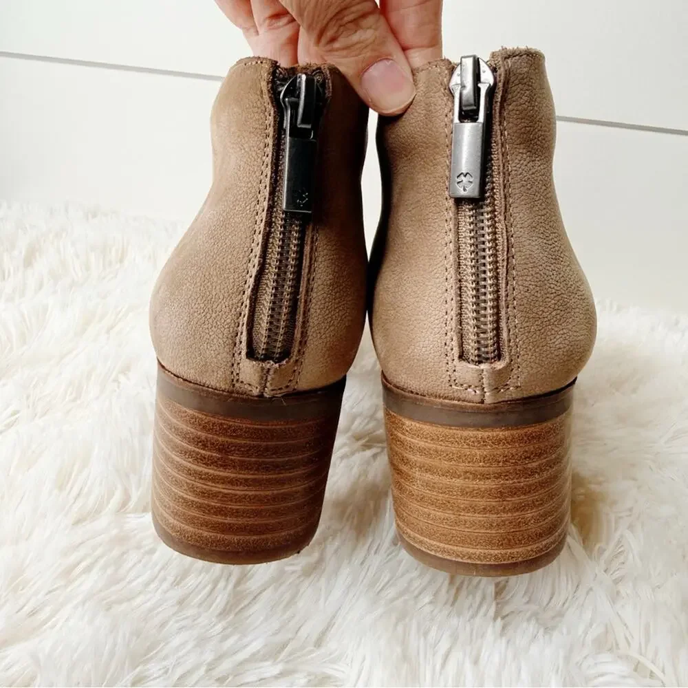 Lucky Brand Ralwan Cutout Leather Booties Taupe Size 6M